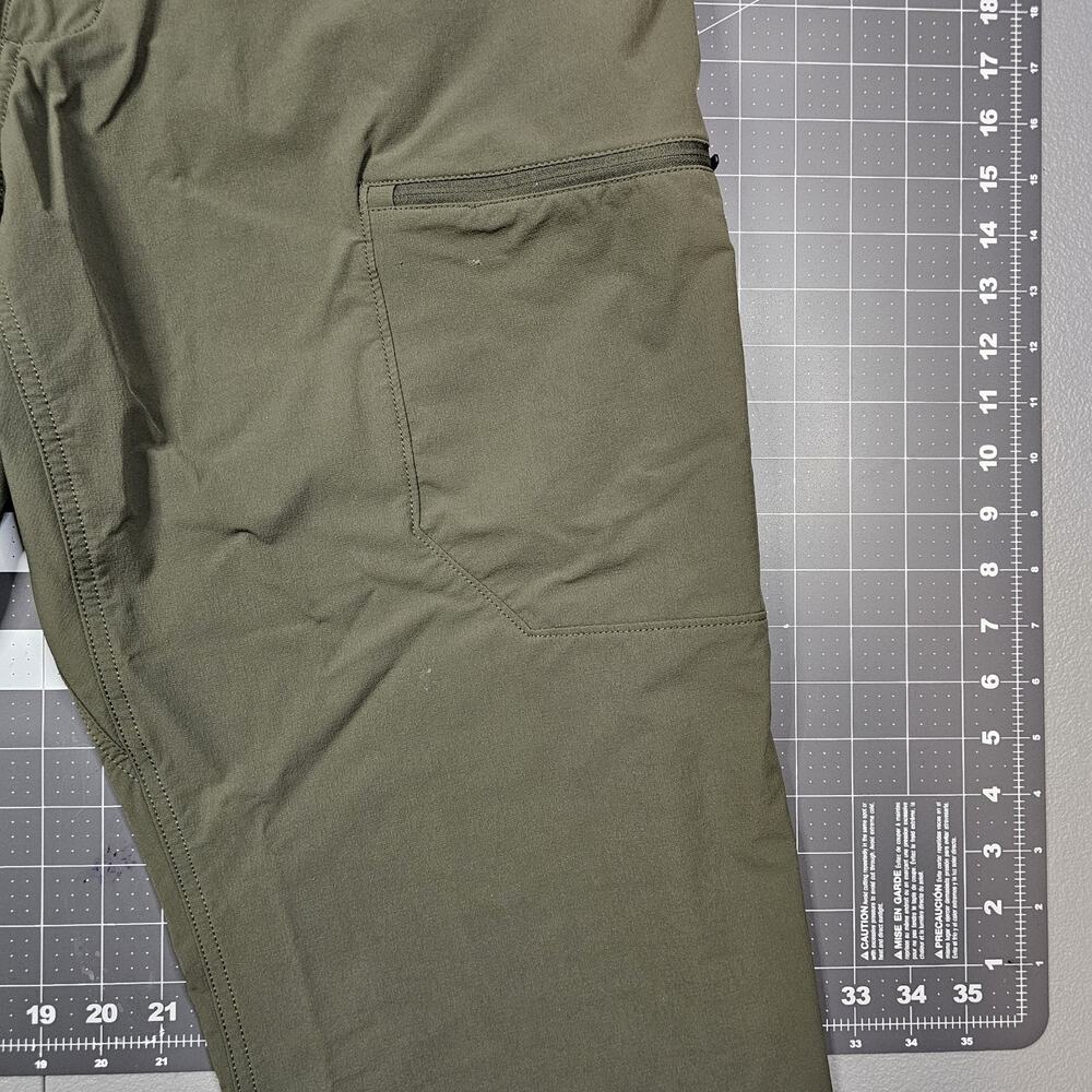 Duluth Trading Pants 42x30 Green Stretch Nylon Flexpedition Cargo Brown Workwear - Picture 2 of 16